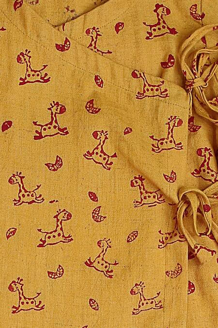 Shop_Mhysa_Yellow Handloom Cotton Printed Animal Zeke Kurta And Pant Set _Online_at_Aza_Fashions